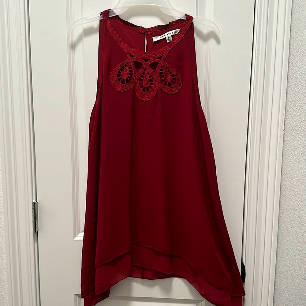 Max studio sleeveless blouse